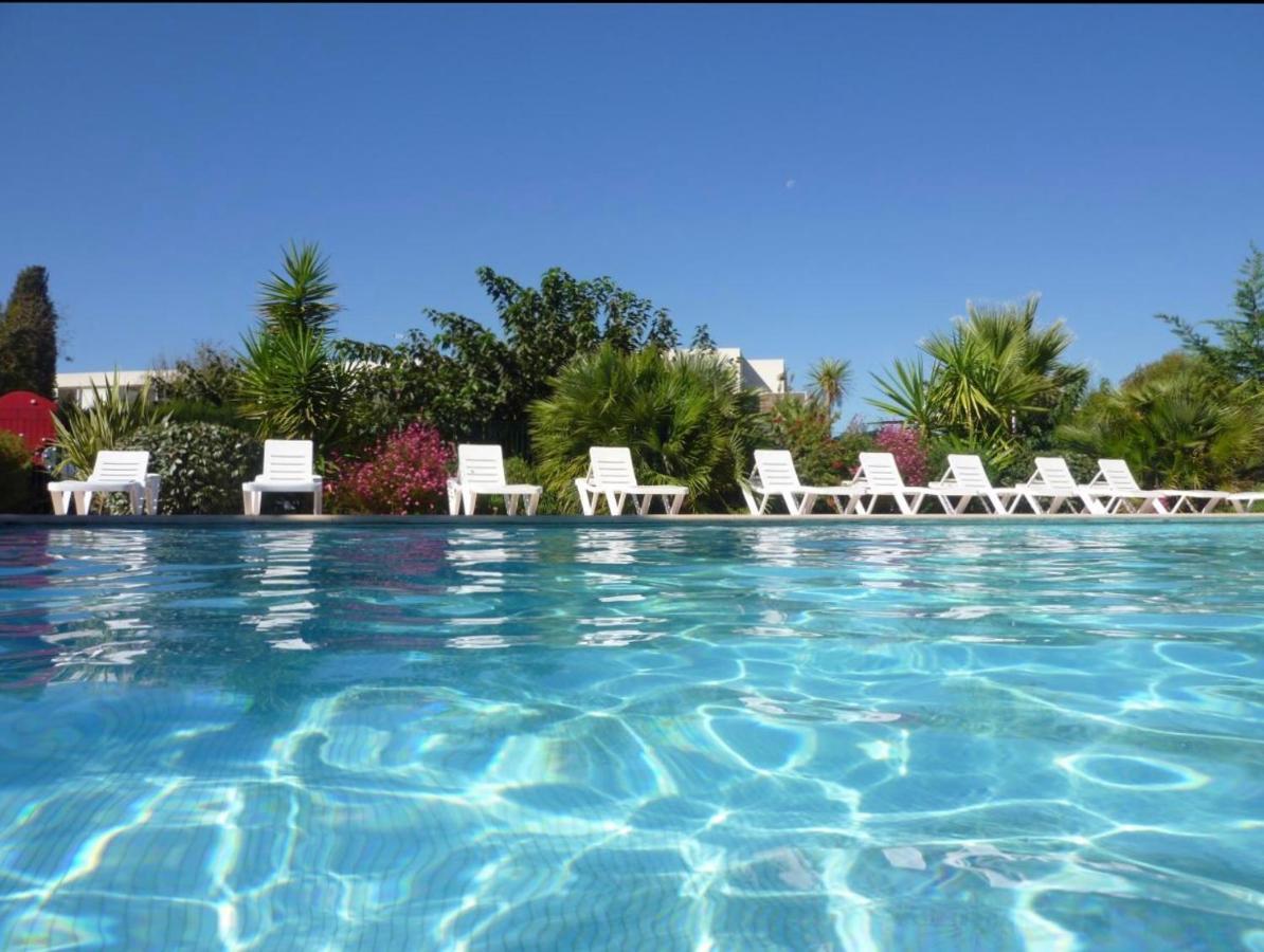 Luxury 3 Piece Garden Apartment In Cannes Marina Mandelieu-La Napoule Exterior photo