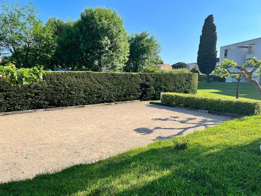 Luxury 3 Piece Garden Apartment In Cannes Marina Mandelieu-La Napoule Exterior photo